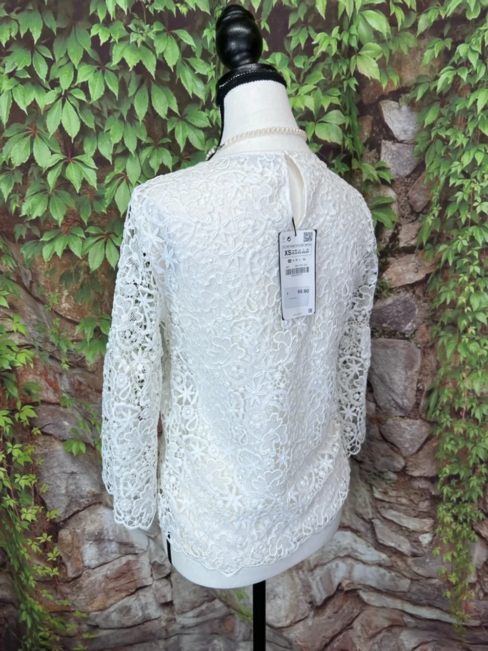 NWT ZARA Cottagecore Crewneck White Lace Bell Sleeve Blouse, XS